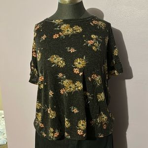 Exhilaration tee shirt. Lace detail